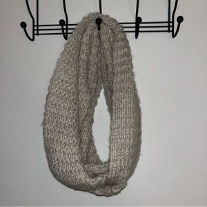 Infinity scarf